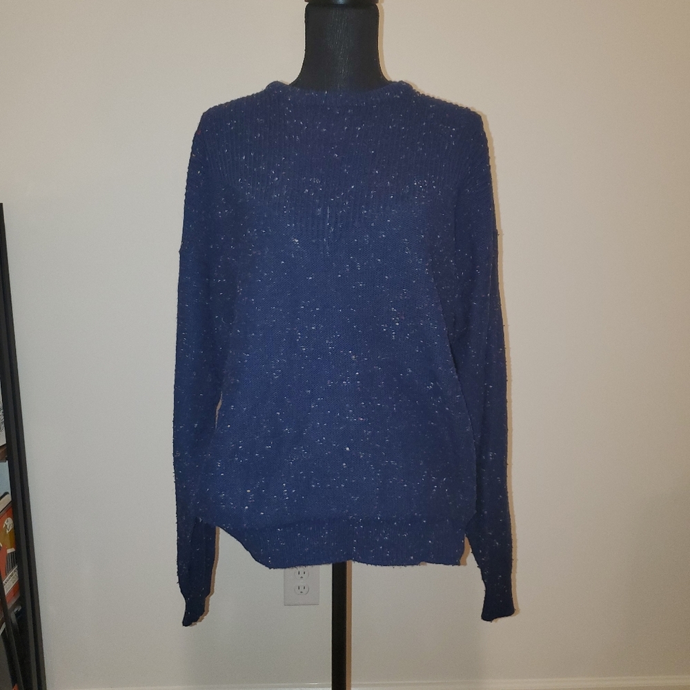 Sweater - Picture 1 of 4